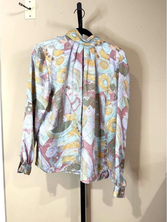 Tops - 90s Women's Long Sleeve Printed Blouse Impressions of California